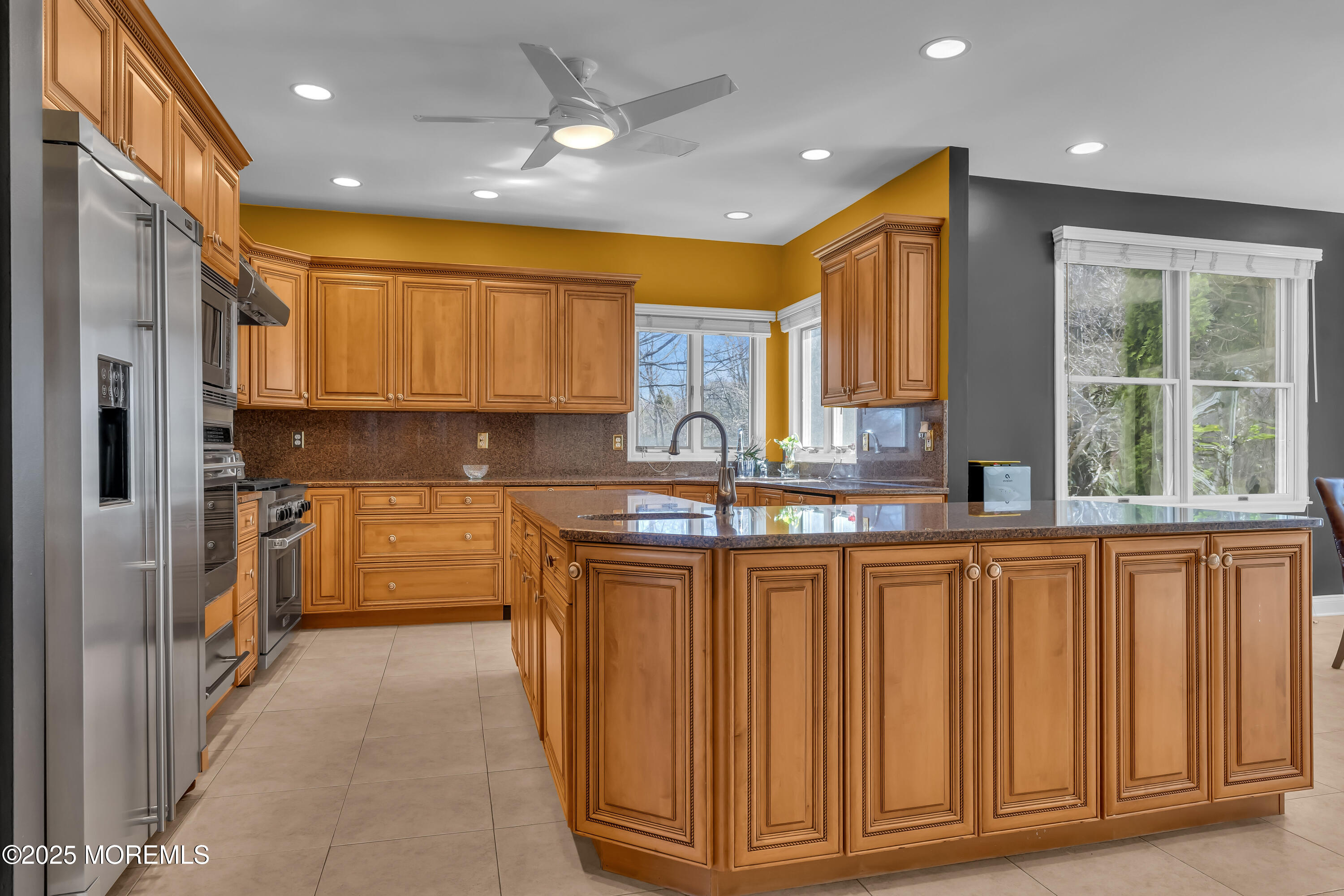 2 Chestnut Hill Drive, Manalapan, New Jersey image 18