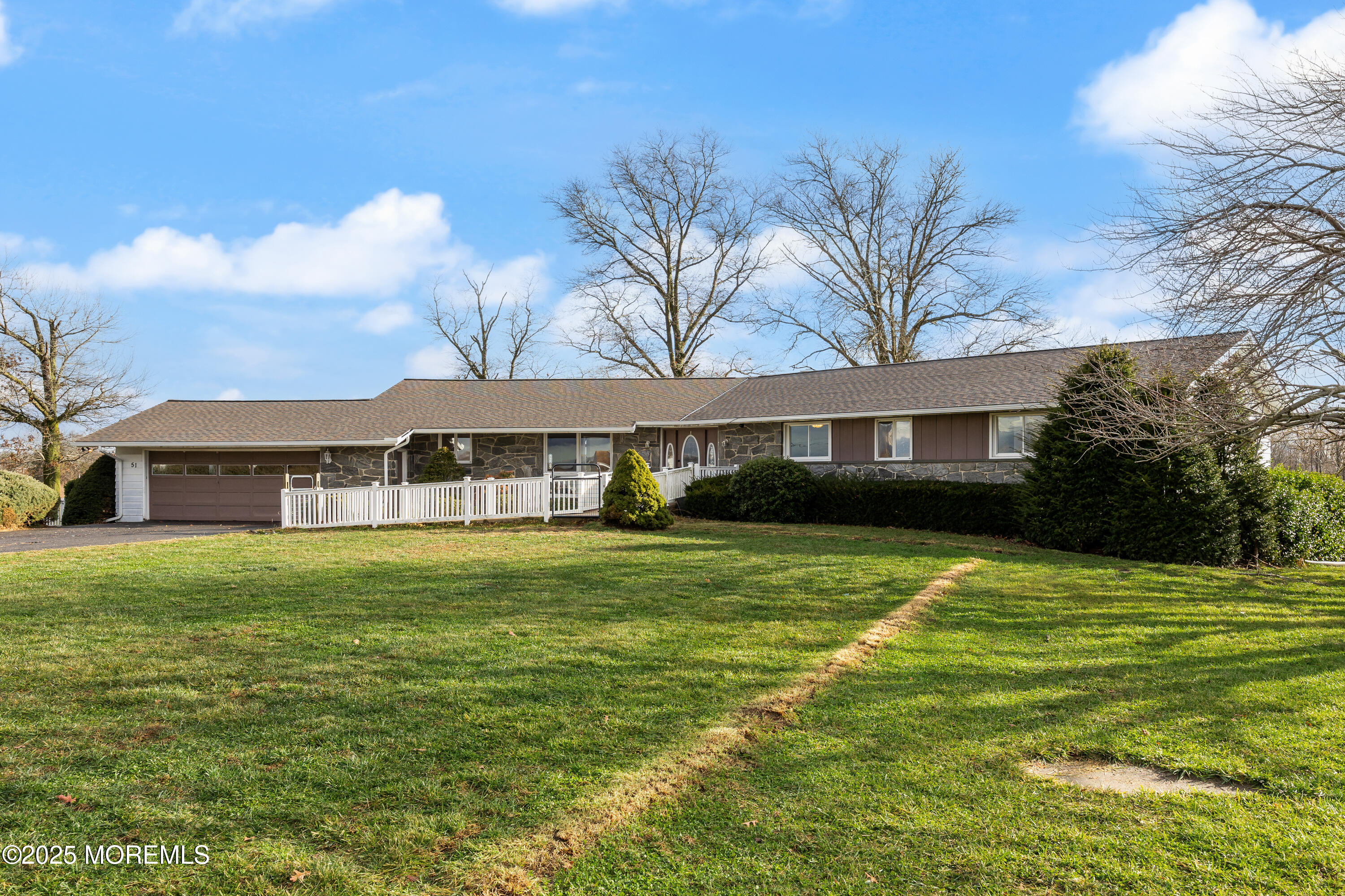 51 Arneys Mount Road