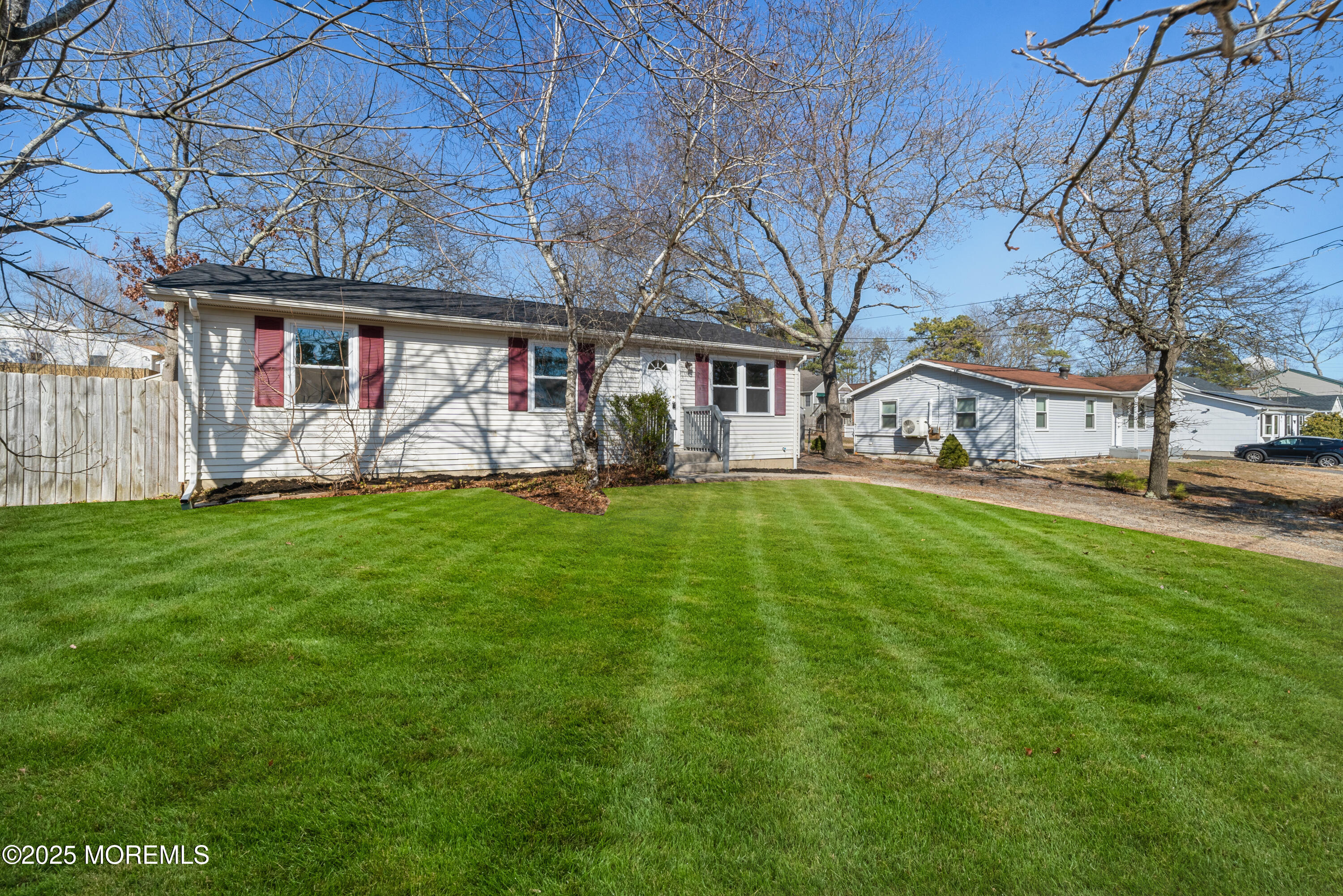 120 Mooring Road, Manahawkin, New Jersey image 2