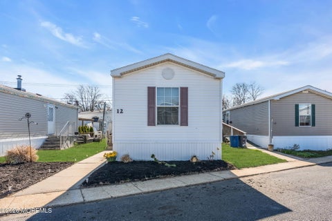 Mobile Home For Sale - 12 Locust Grove<br/> Hazlet, NJ 07730