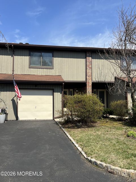 Condo For Sale - 143 Wilcox Court<br/> Matawan, NJ 07747
