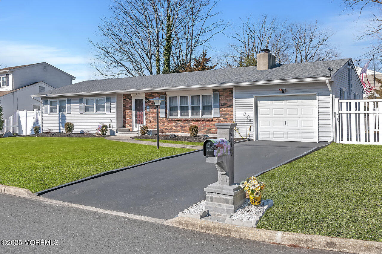 275 Huxley Drive, Brick, New Jersey image 4