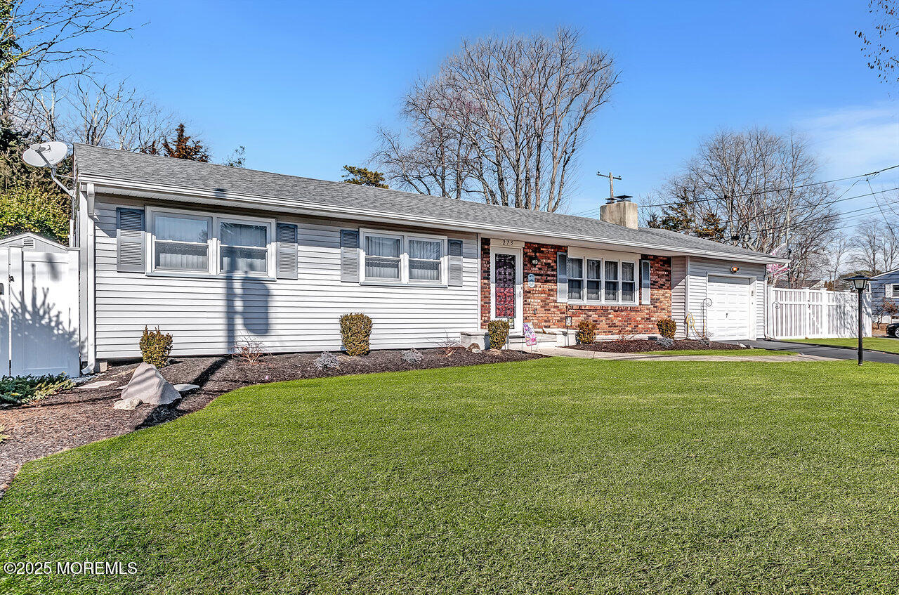 275 Huxley Drive, Brick, New Jersey image 3