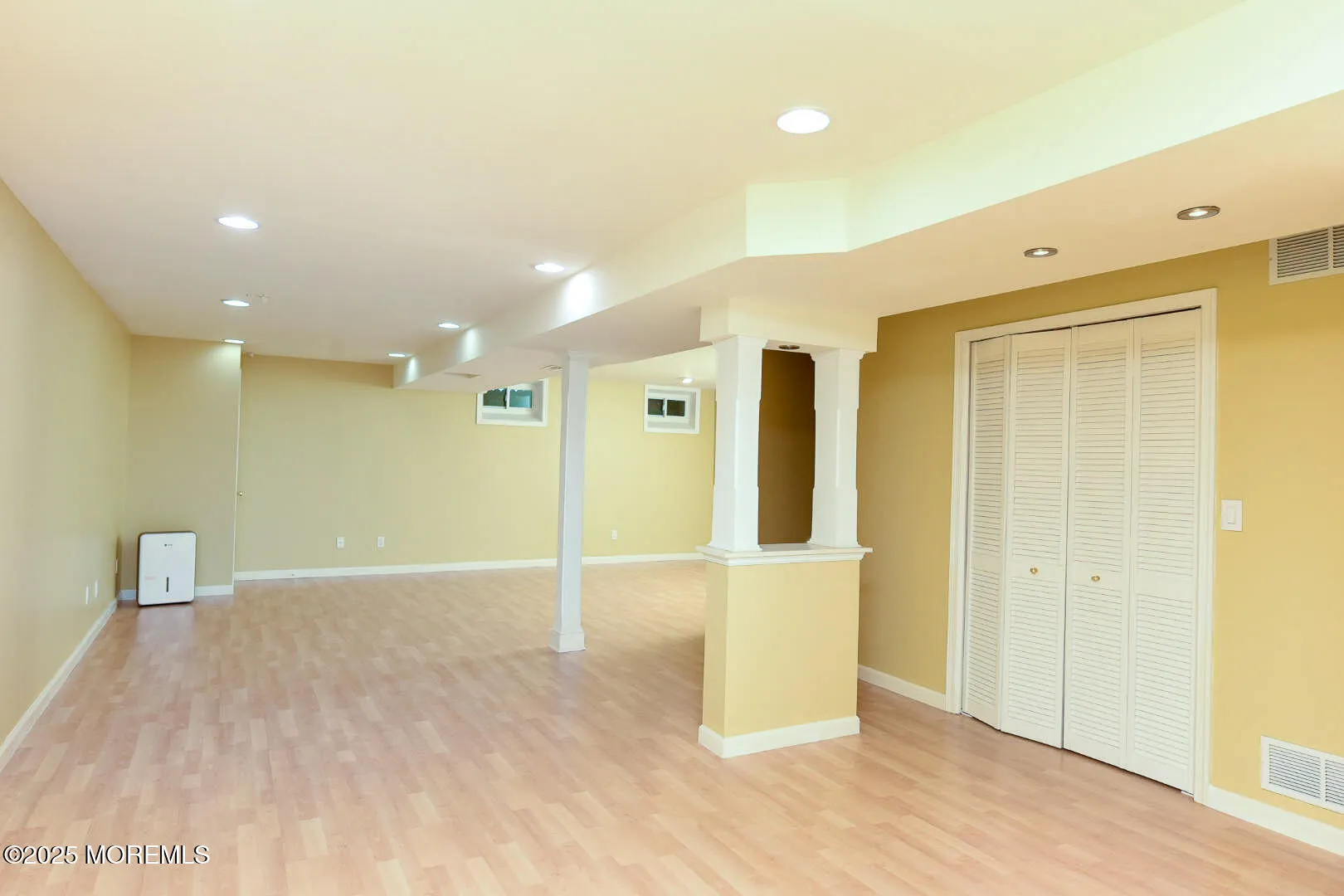 Middletown, New Jersey 07748, United States, 3 Bedrooms Bedrooms, ,3 BathroomsBathrooms,Residential,Active,161352