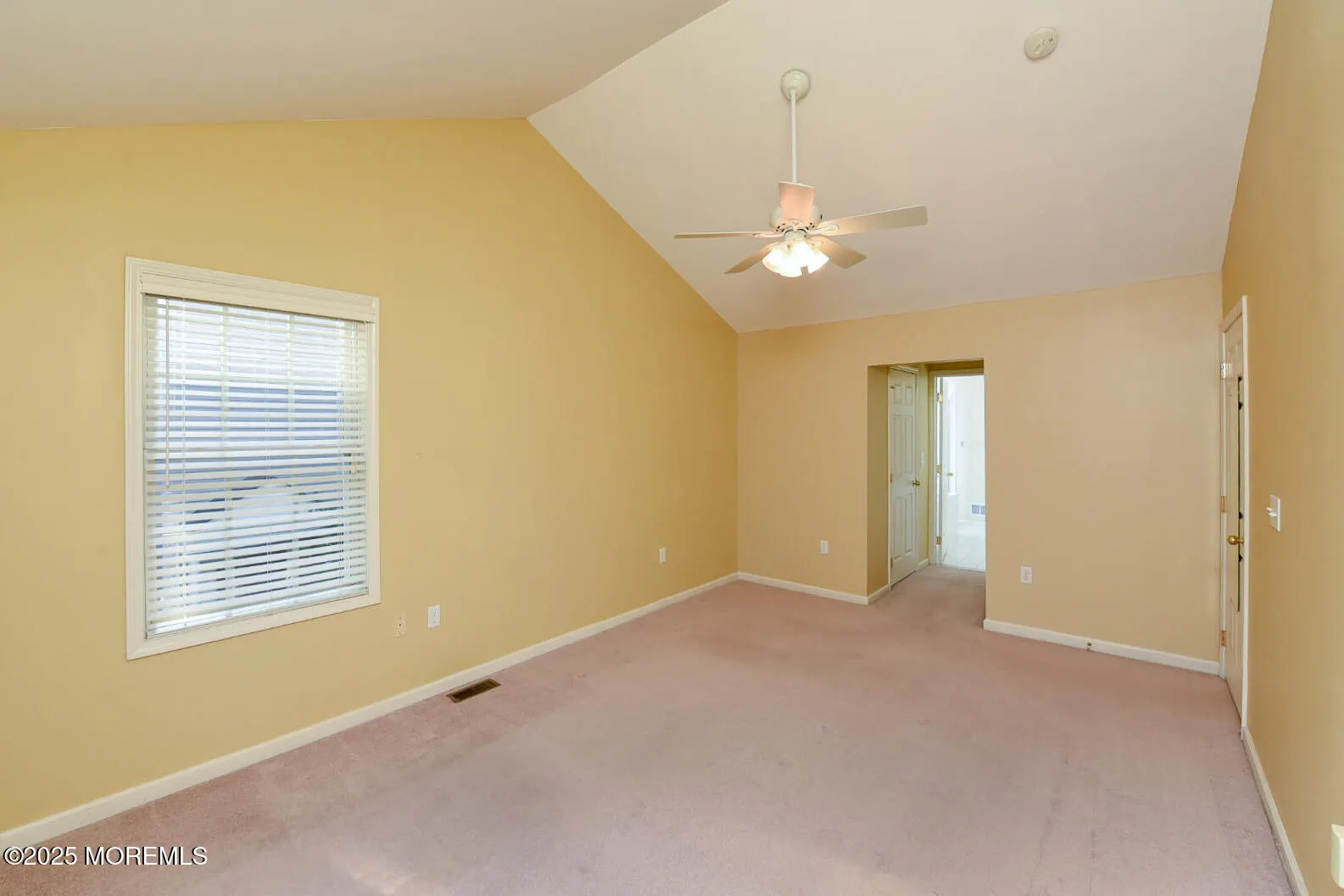 Middletown, New Jersey 07748, United States, 3 Bedrooms Bedrooms, ,3 BathroomsBathrooms,Residential,Active,161352