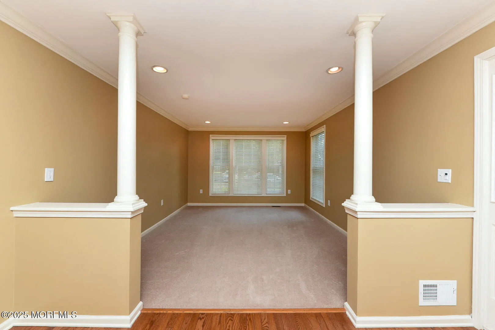 Middletown, New Jersey 07748, United States, 3 Bedrooms Bedrooms, ,3 BathroomsBathrooms,Residential,Active,161352