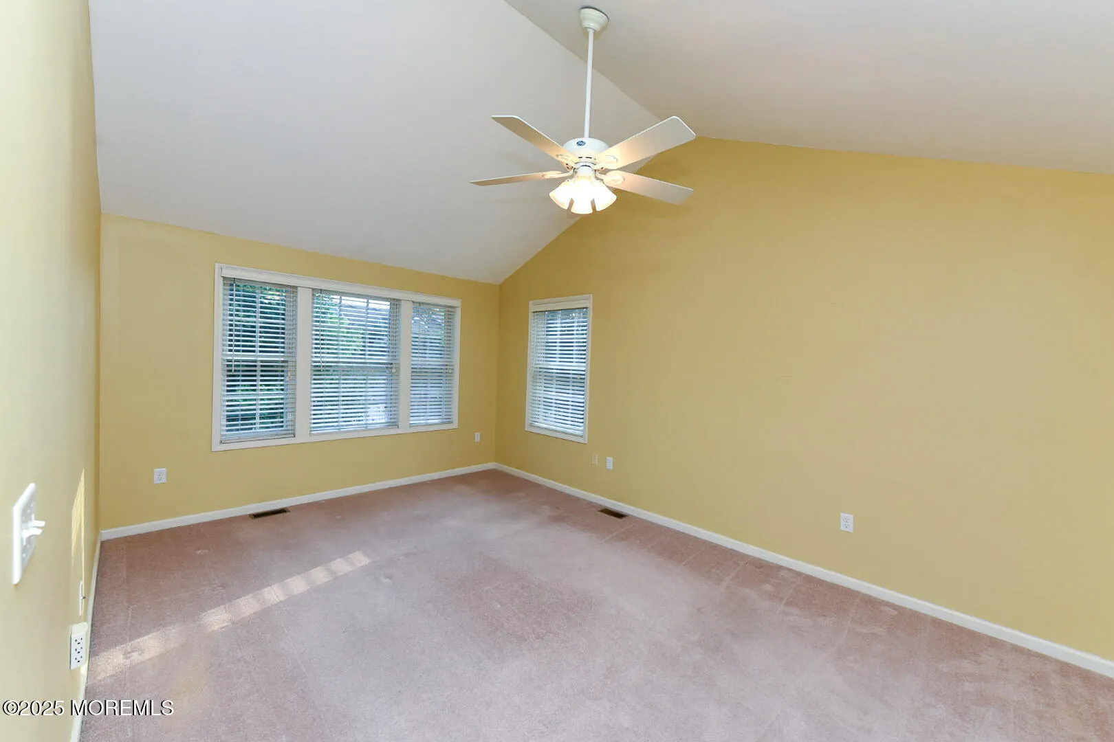 Middletown, New Jersey 07748, United States, 3 Bedrooms Bedrooms, ,3 BathroomsBathrooms,Residential,Active,161352