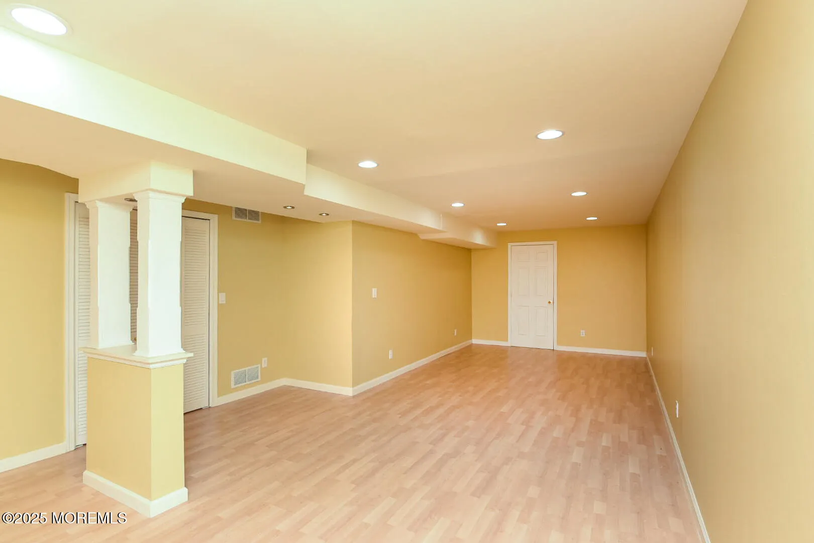 Middletown, New Jersey 07748, United States, 3 Bedrooms Bedrooms, ,3 BathroomsBathrooms,Residential,Active,161352