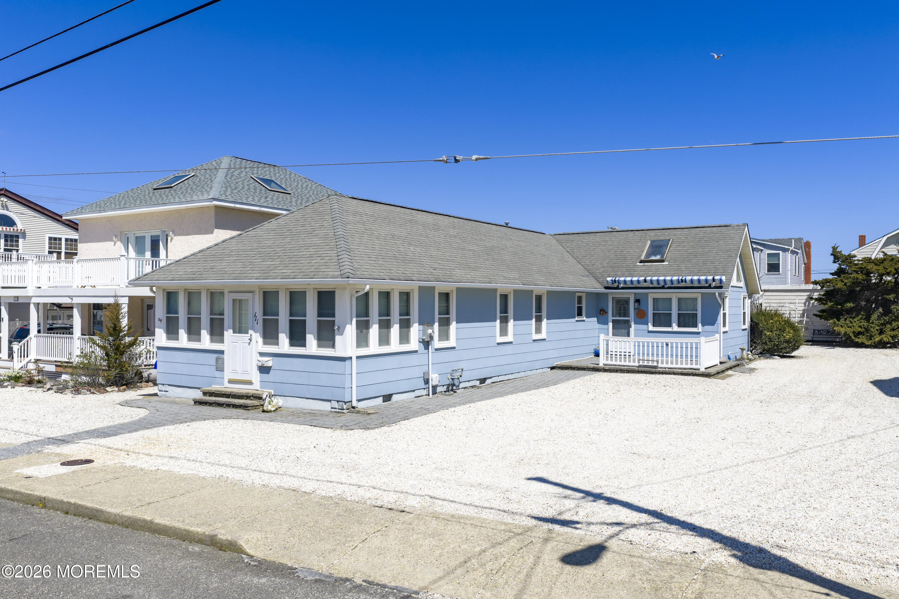 Ship Bottom, New Jersey, 08008, United States, 3 Bedrooms Bedrooms, ,2 BathroomsBathrooms,Residential,Active,2036025