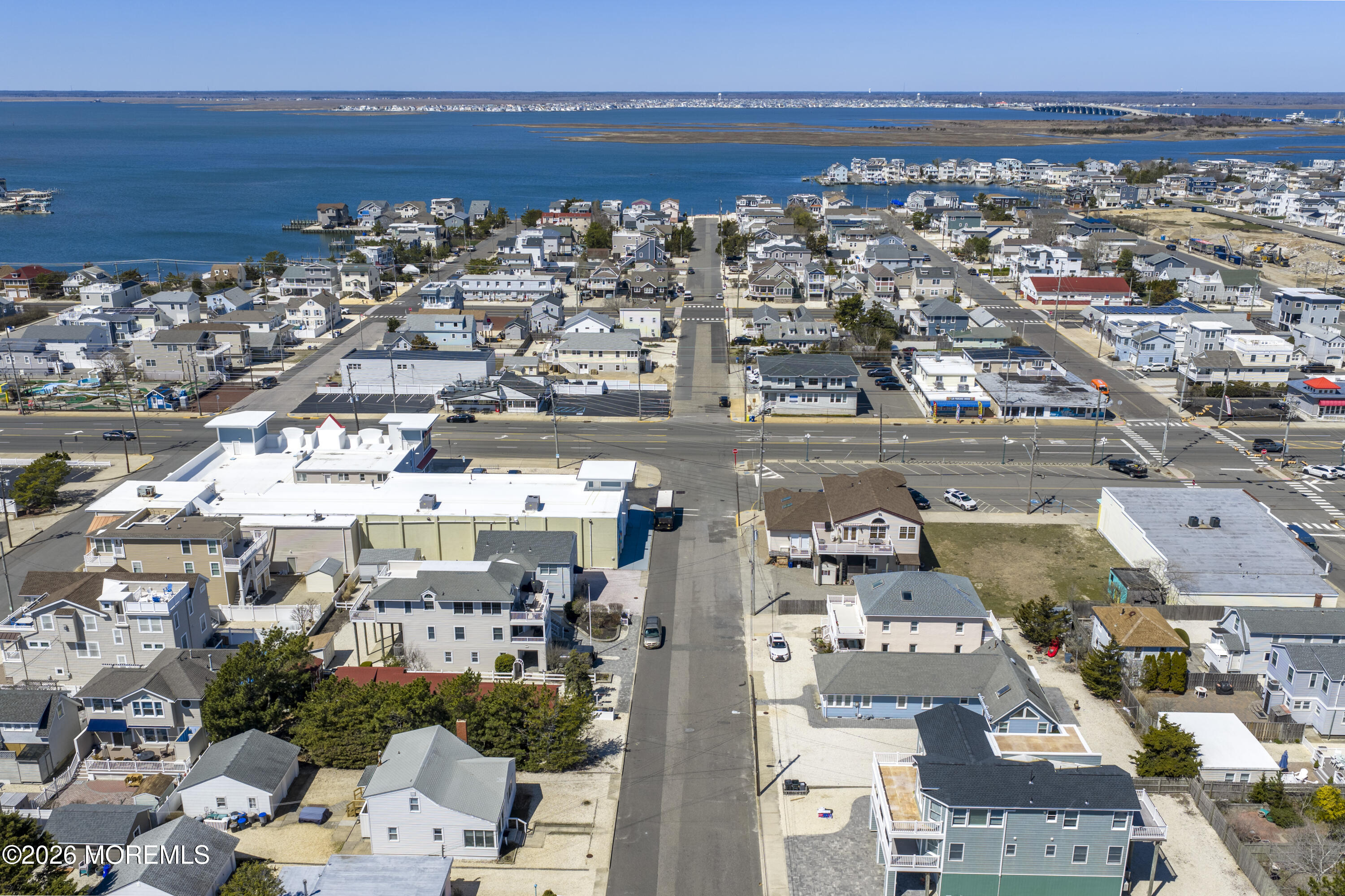 Ship Bottom, New Jersey, 08008, United States, 3 Bedrooms Bedrooms, ,2 BathroomsBathrooms,Residential,Active,2036025