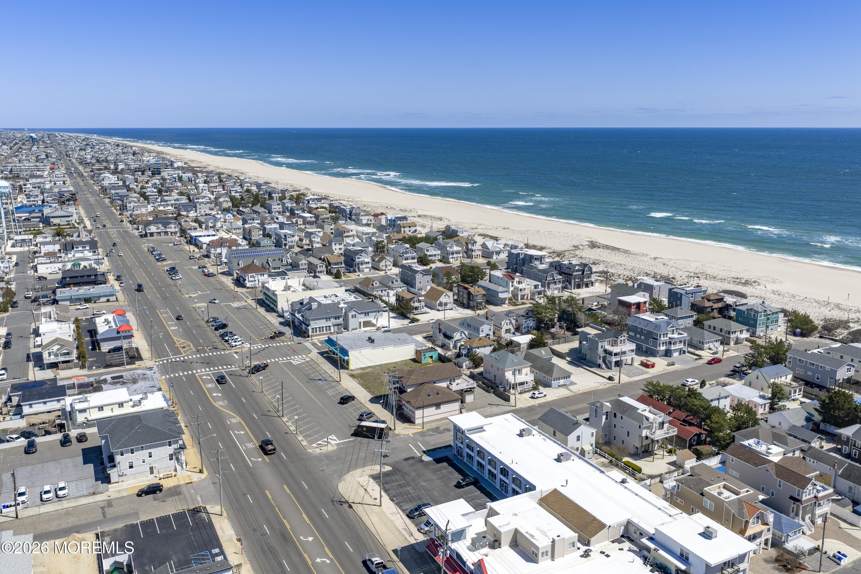Ship Bottom, New Jersey, 08008, United States, 3 Bedrooms Bedrooms, ,2 BathroomsBathrooms,Residential,Active,2036025