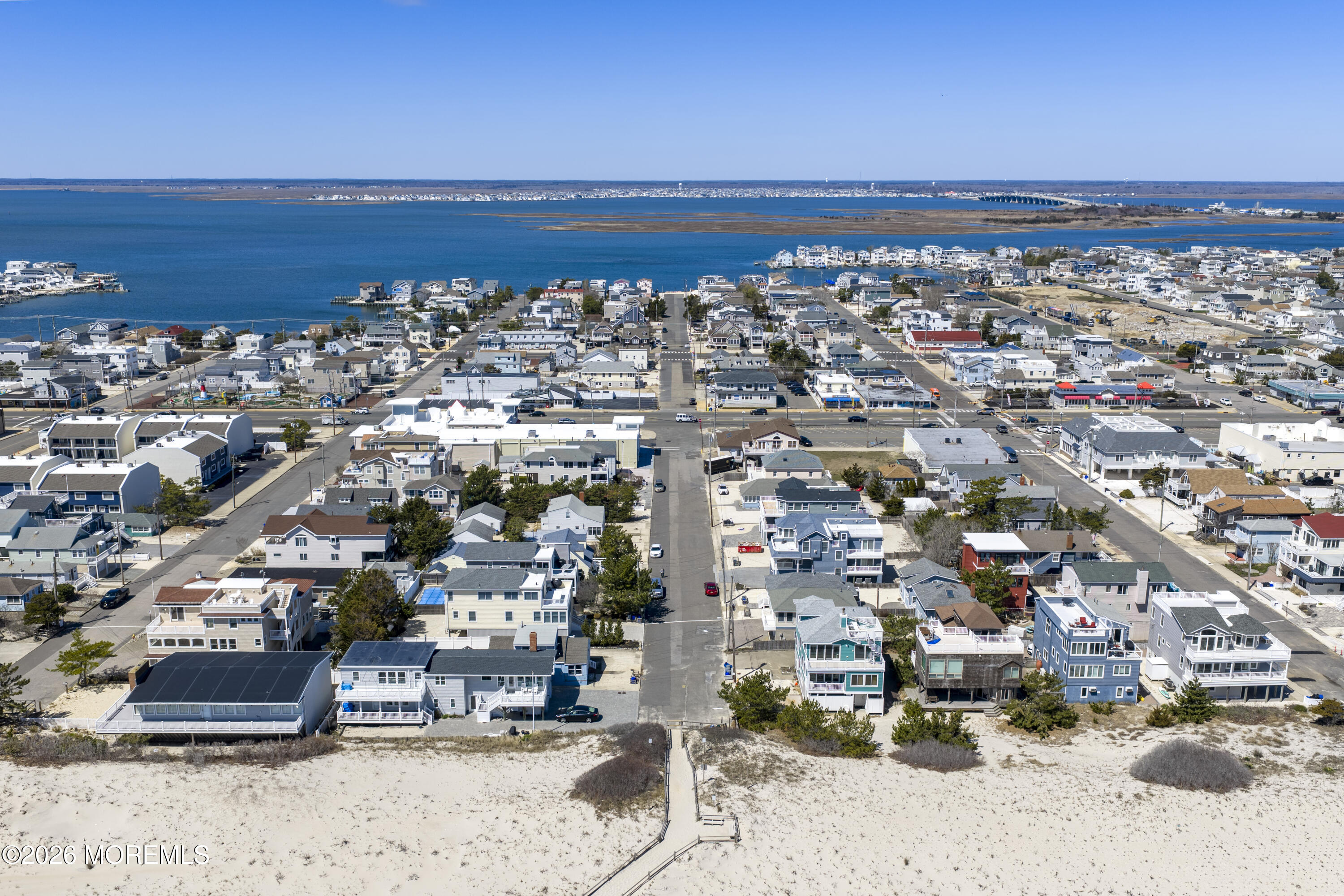 Ship Bottom, New Jersey, 08008, United States, 3 Bedrooms Bedrooms, ,2 BathroomsBathrooms,Residential,Active,2036025