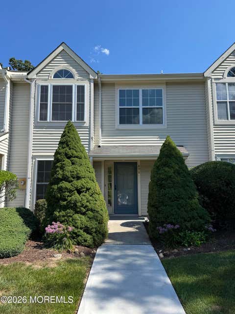 Homes For Sale - 496 Cottonwood Court<br/> Monmouth County, Howell, NJ 07731