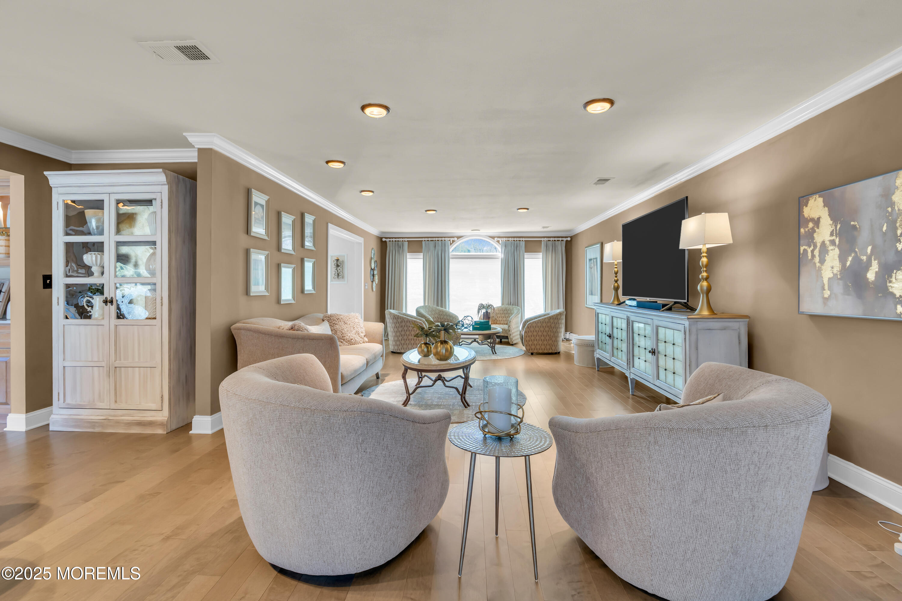 44 Ivanhoe Drive, Manalapan, New Jersey image 14
