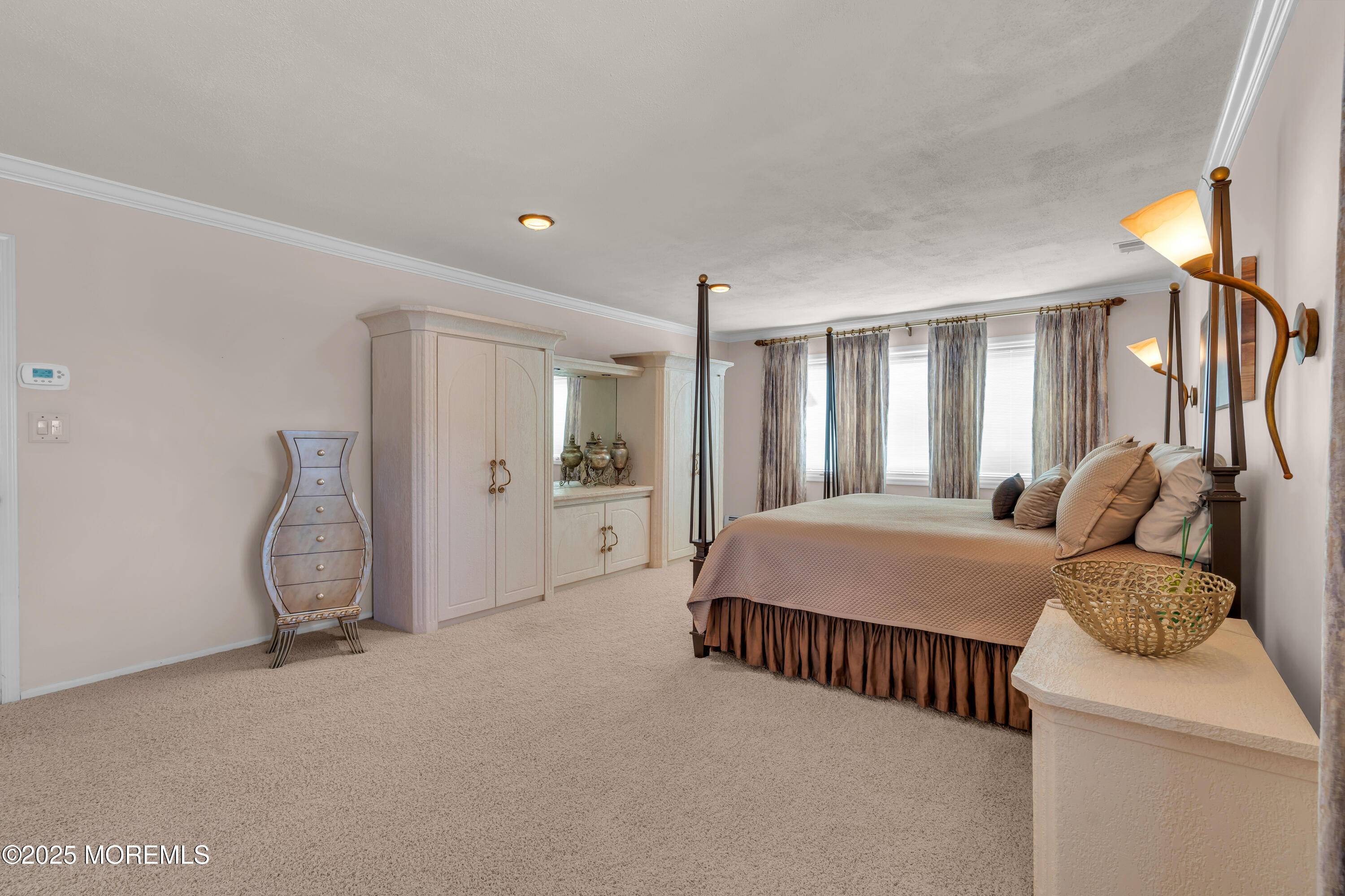 44 Ivanhoe Drive, Manalapan, New Jersey image 25