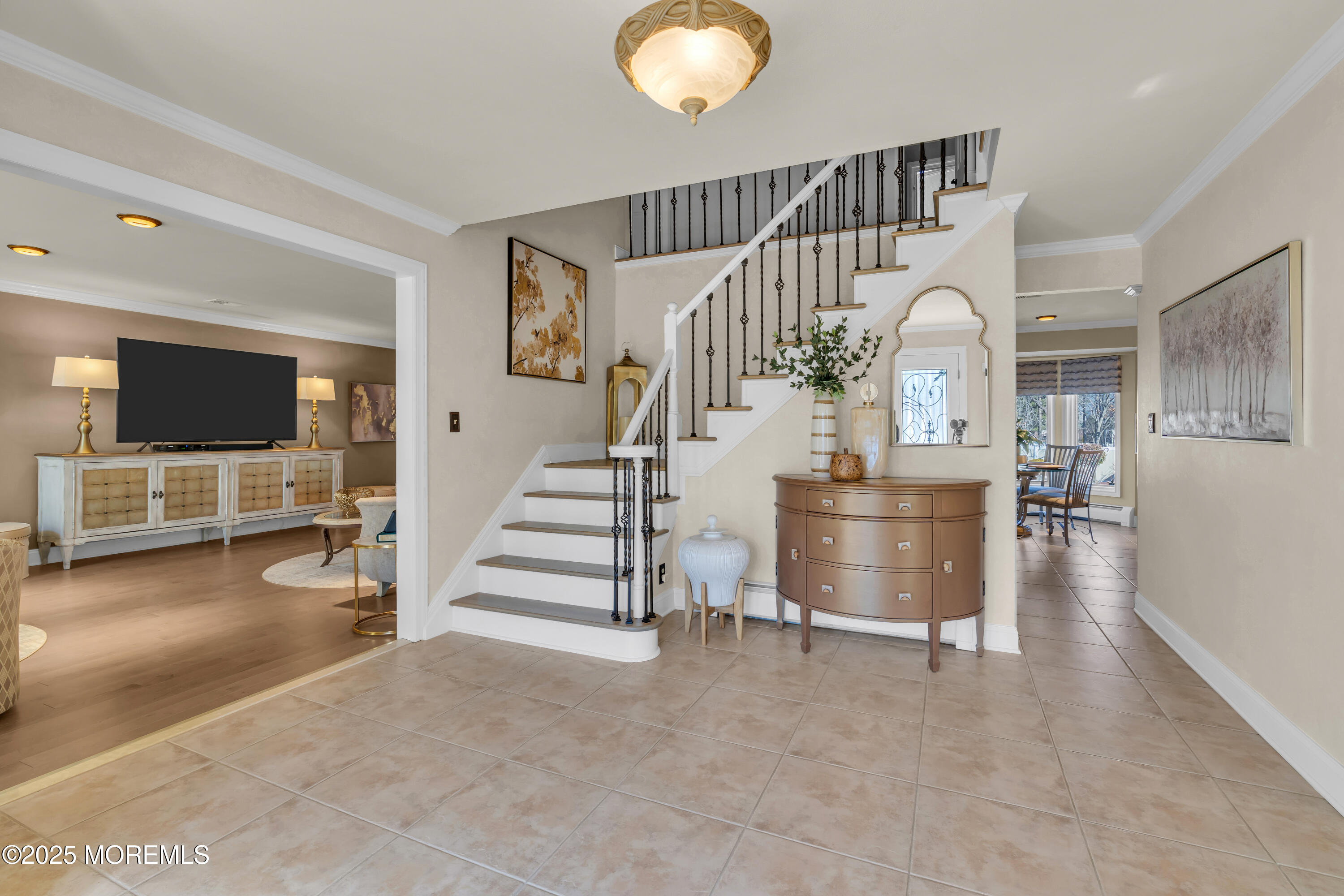 44 Ivanhoe Drive, Manalapan, New Jersey image 9