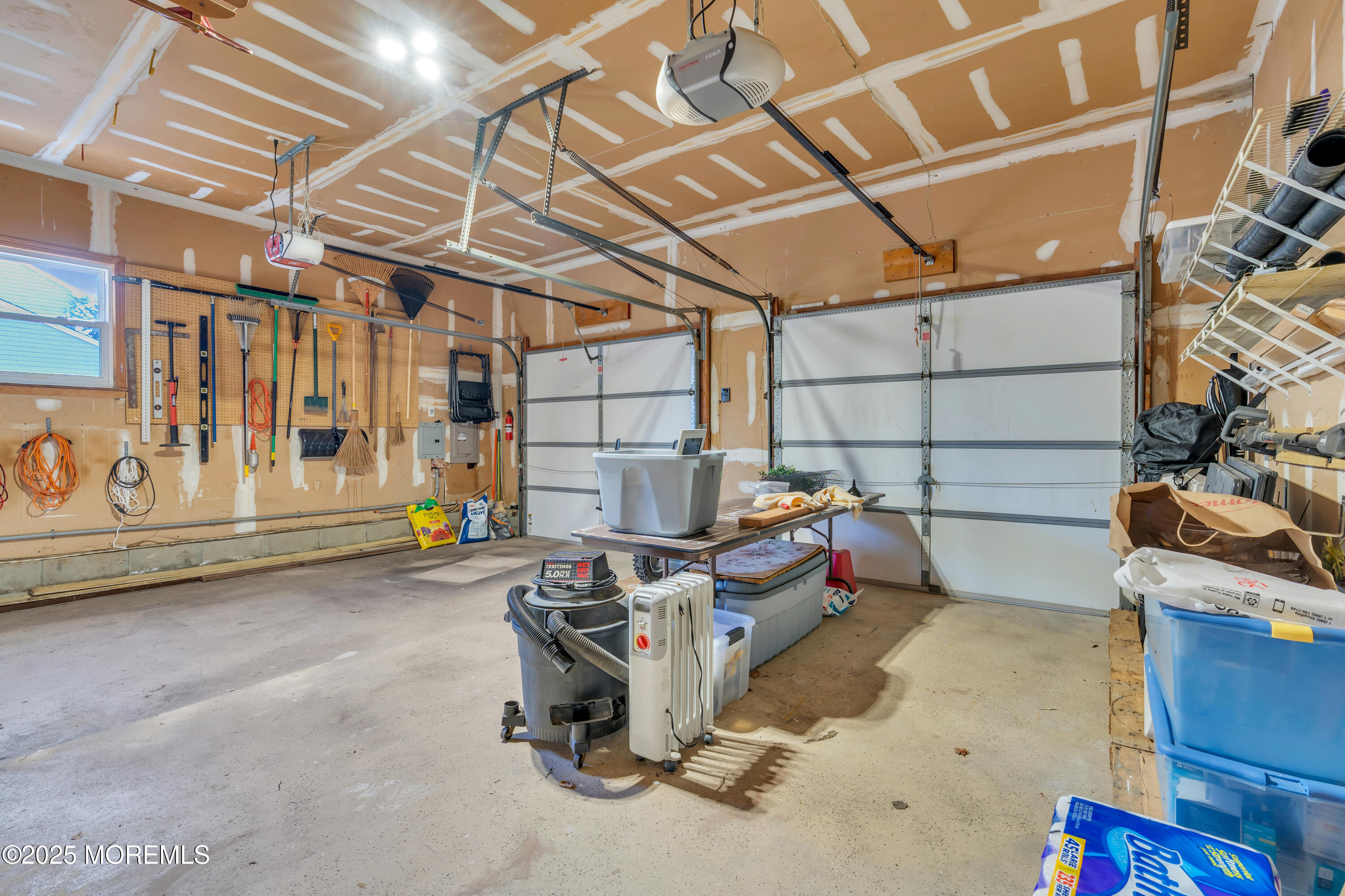 44 Ivanhoe Drive, Manalapan, New Jersey image 37
