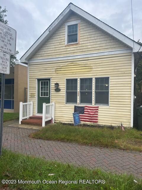 Photo 1 of 5 — 141 E Main Street, Tuckerton, NJ 08087
