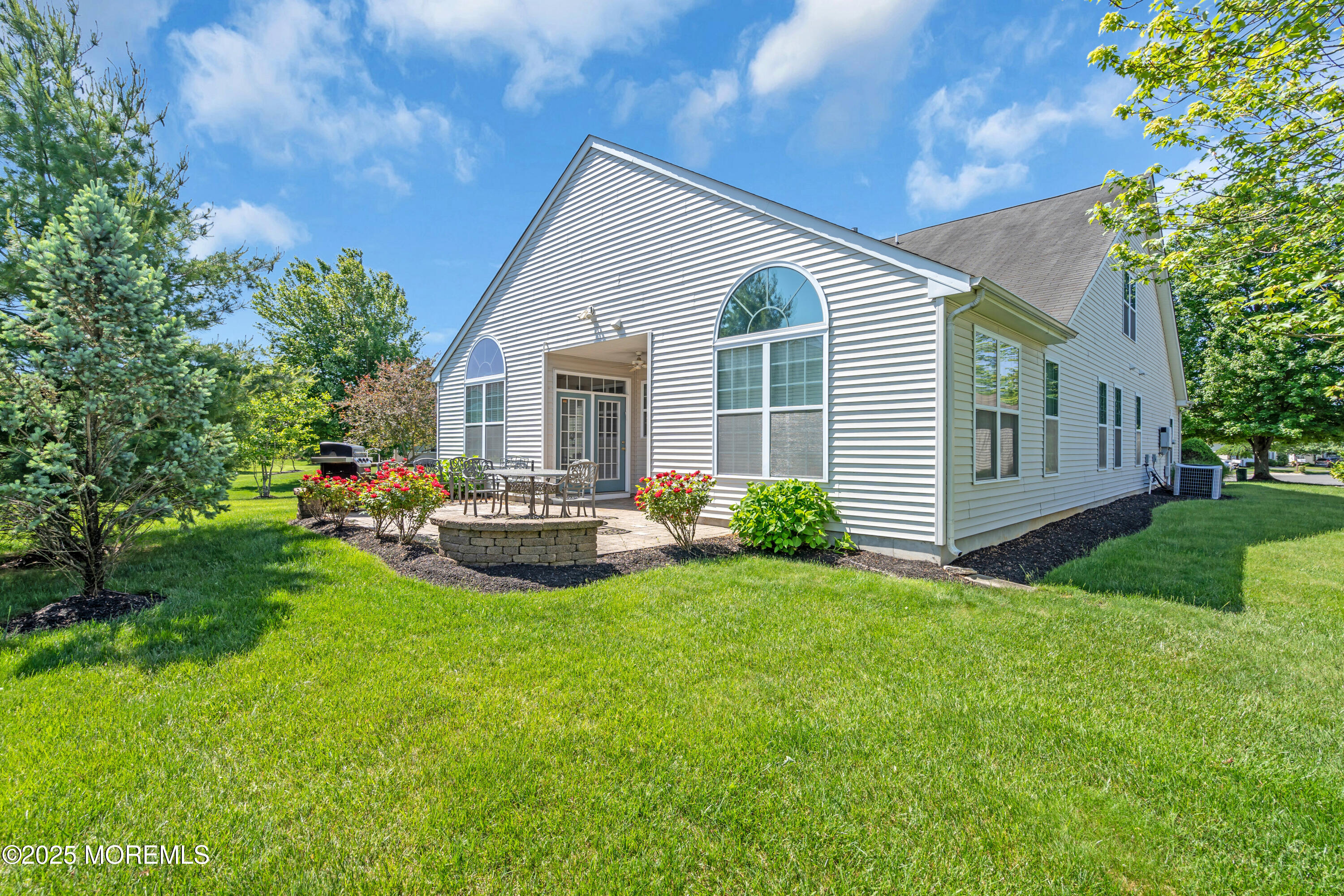 551 Bennington Lane, Lakewood, New Jersey image 32