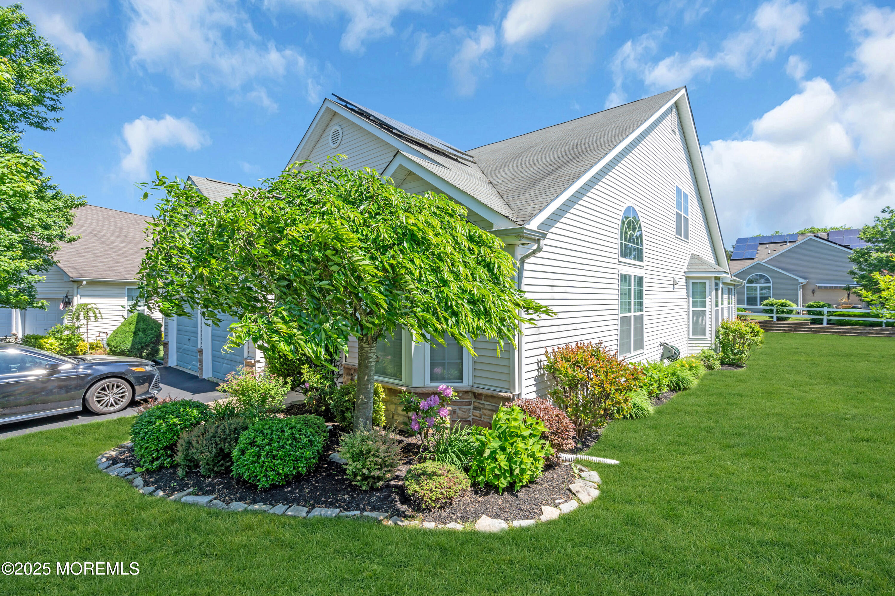 551 Bennington Lane, Lakewood, New Jersey image 4
