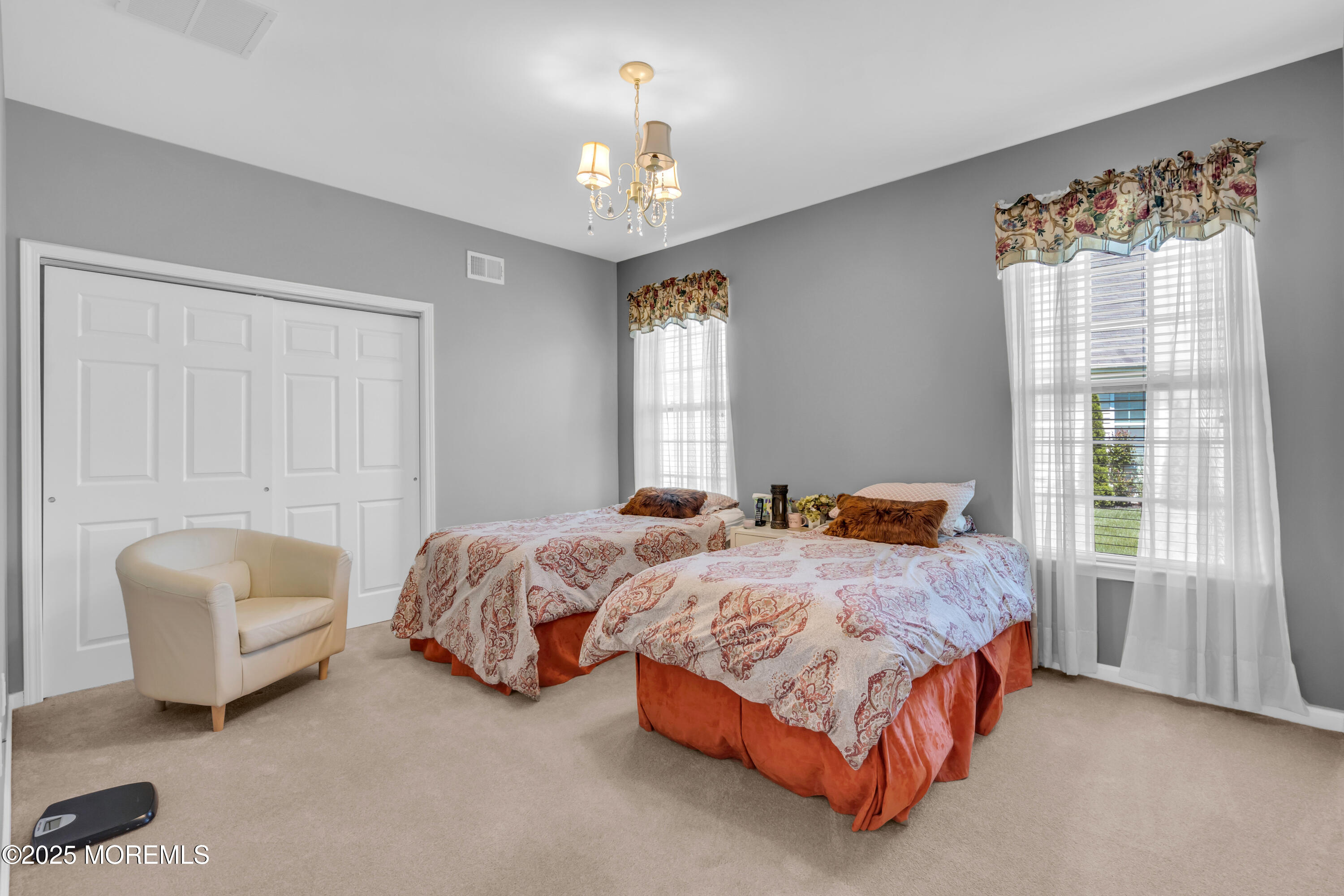 551 Bennington Lane, Lakewood, New Jersey image 27