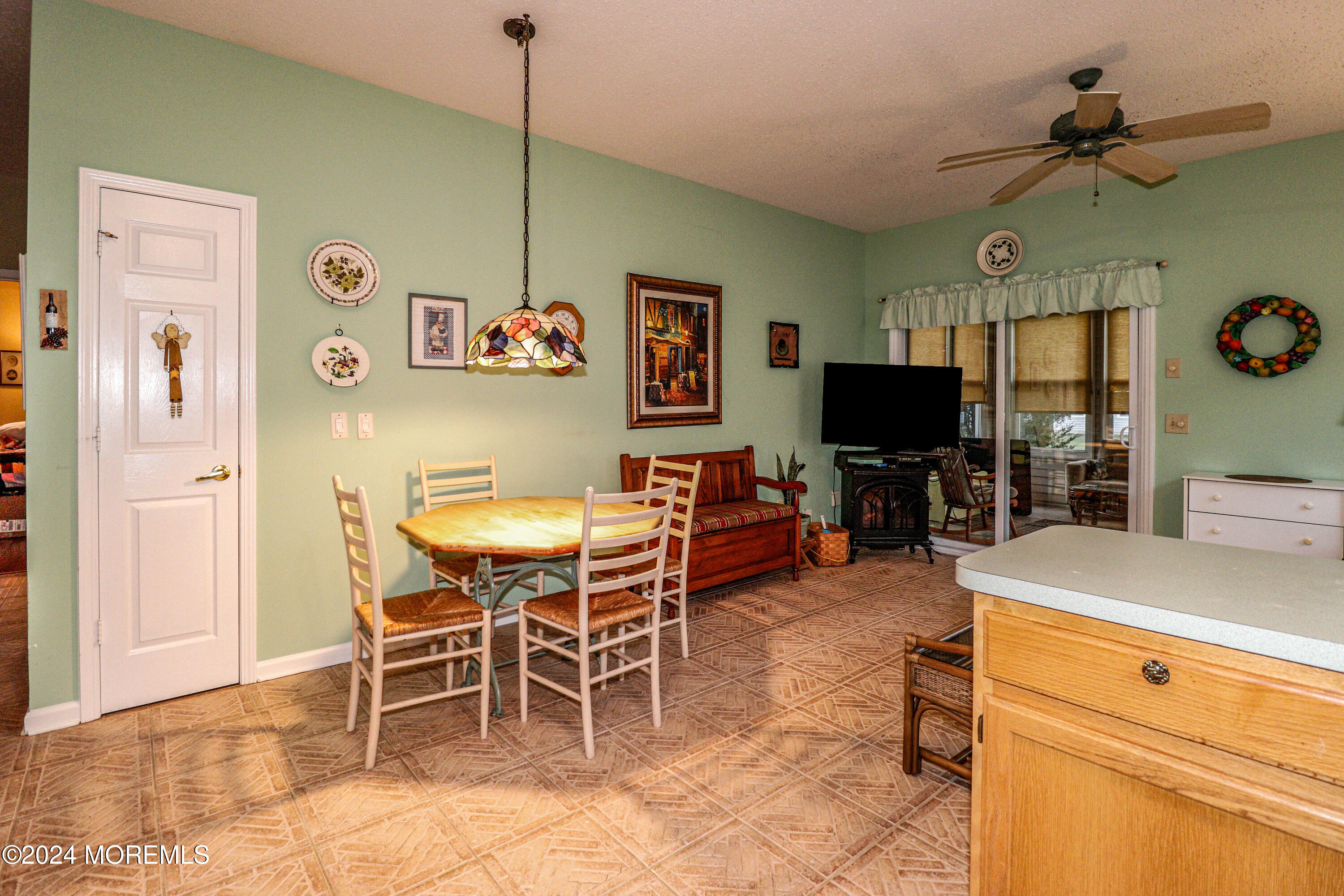 22 Robin Lane, Barnegat, New Jersey image 13