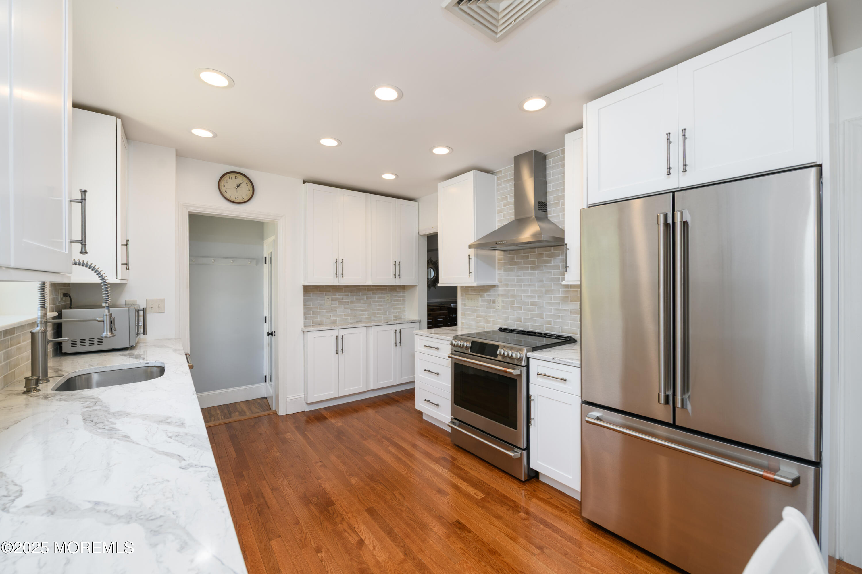 622 Prospect Avenue, Little Silver, New Jersey image 8