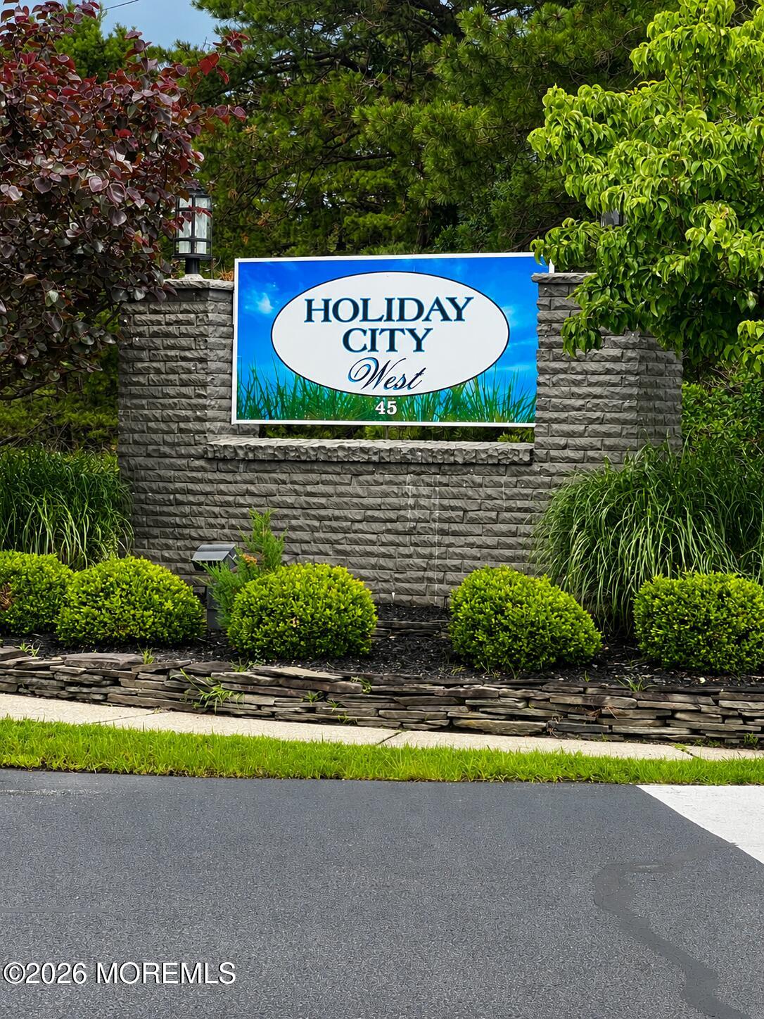 365 Port Royal Drive