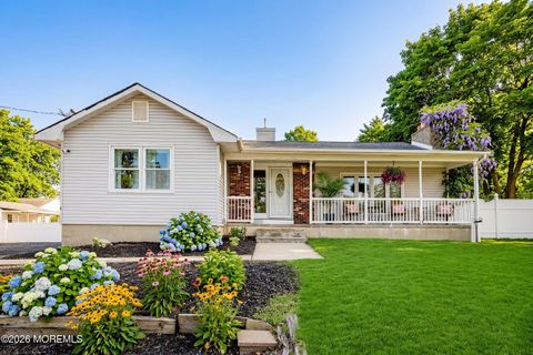 Photo of 1932 11th Avenue, Toms River, NJ 08757 (MLS # 22610935)