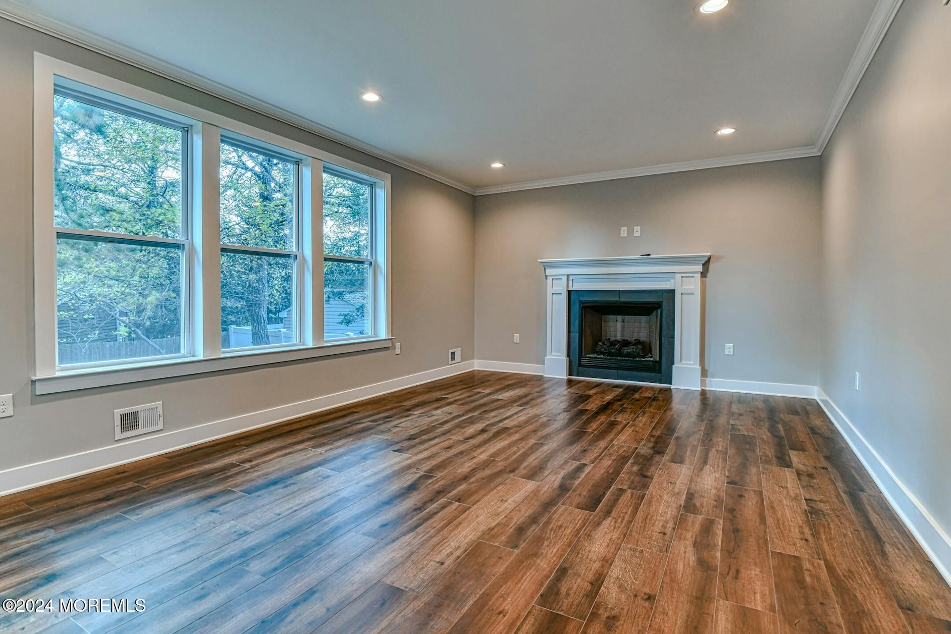 637 Summit Avenue, Brick, New Jersey image 4