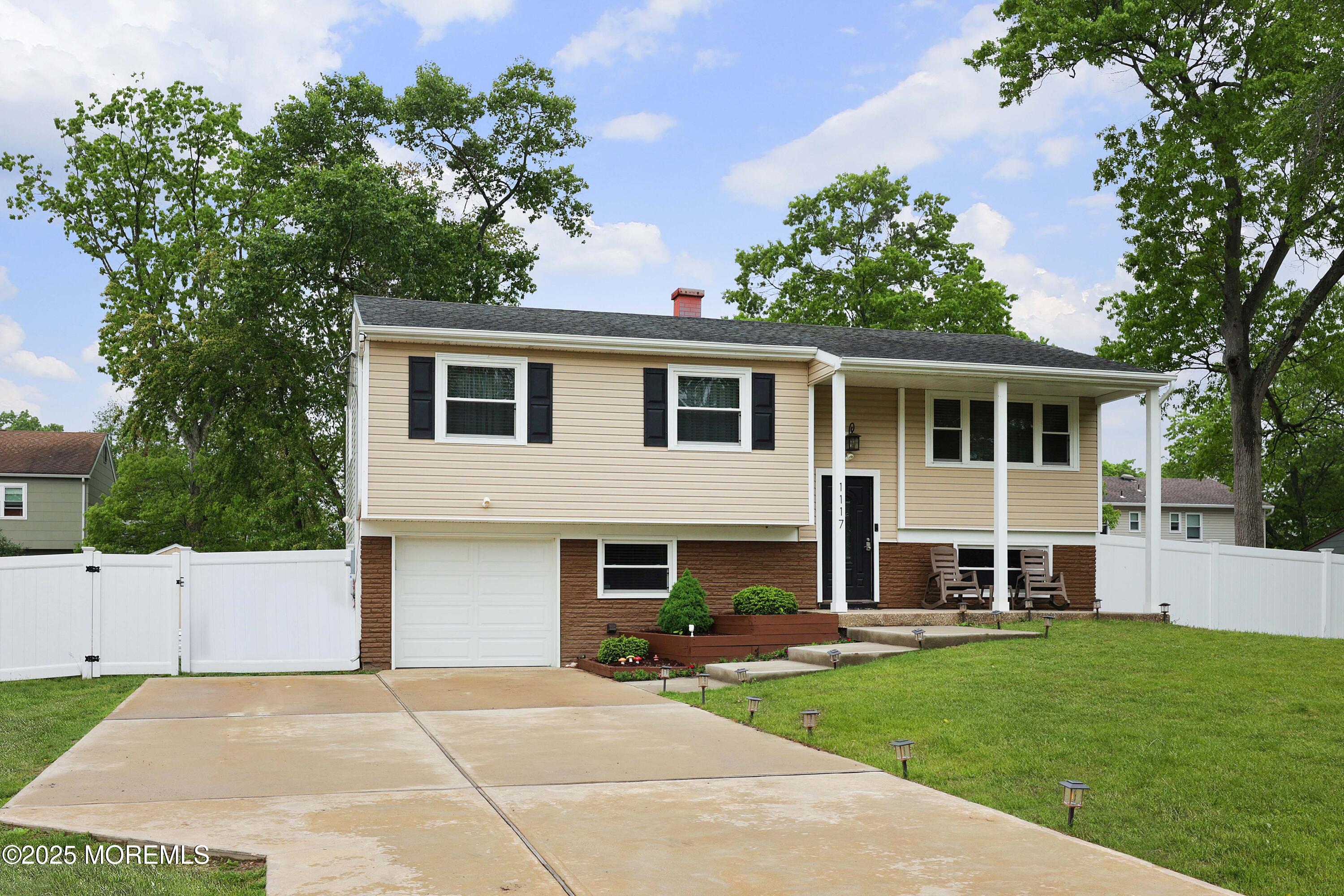 1117 Ruby Drive, Toms River, New Jersey image 4