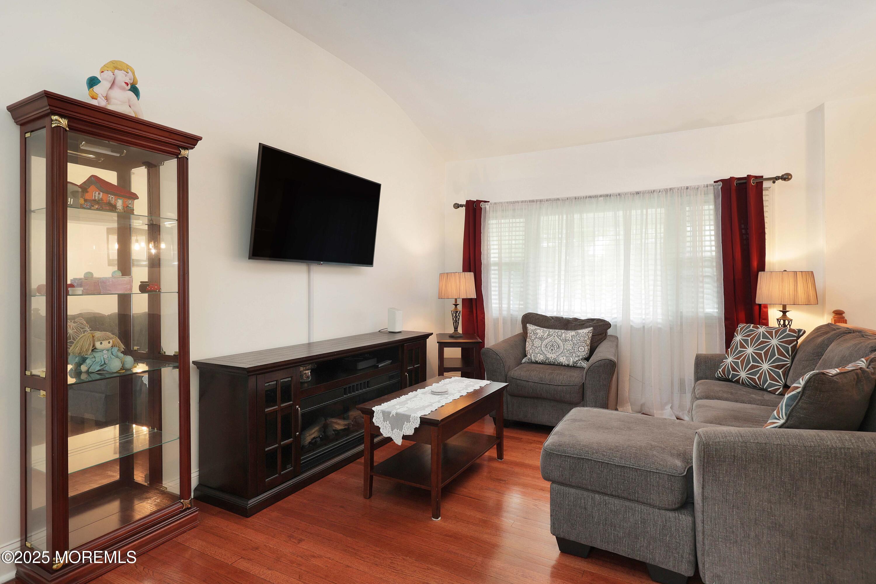 1117 Ruby Drive, Toms River, New Jersey image 8