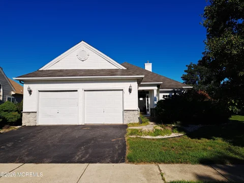 22 Milton Drive, Manchester, NJ 08759 - #: 22628000