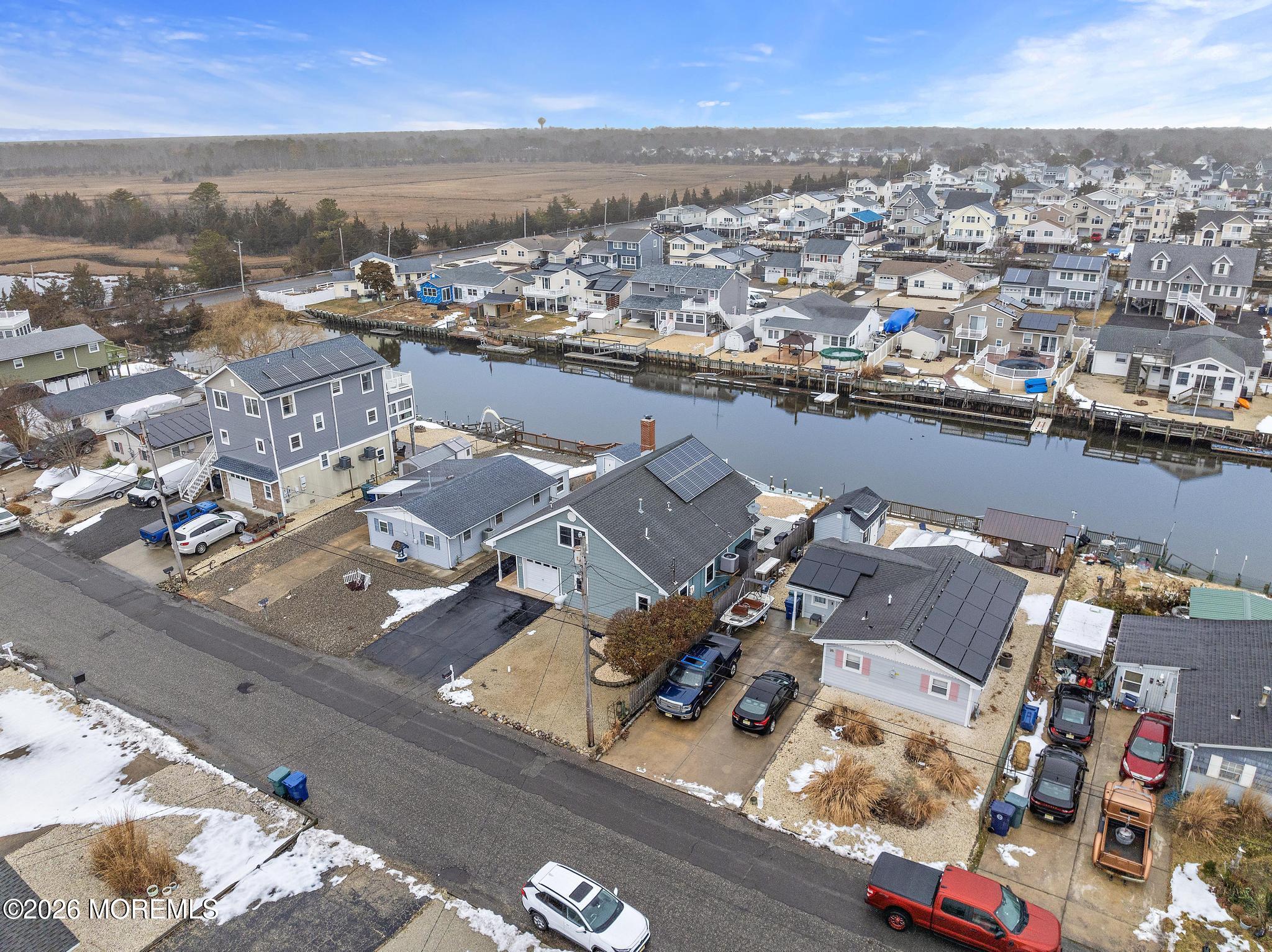 13 S Los Angeles Drive