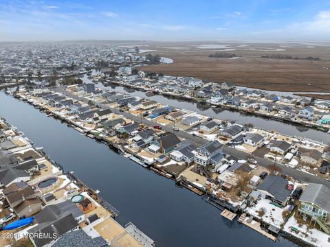 13 S Los Angeles Drive Little Egg Harbor NJ 08087