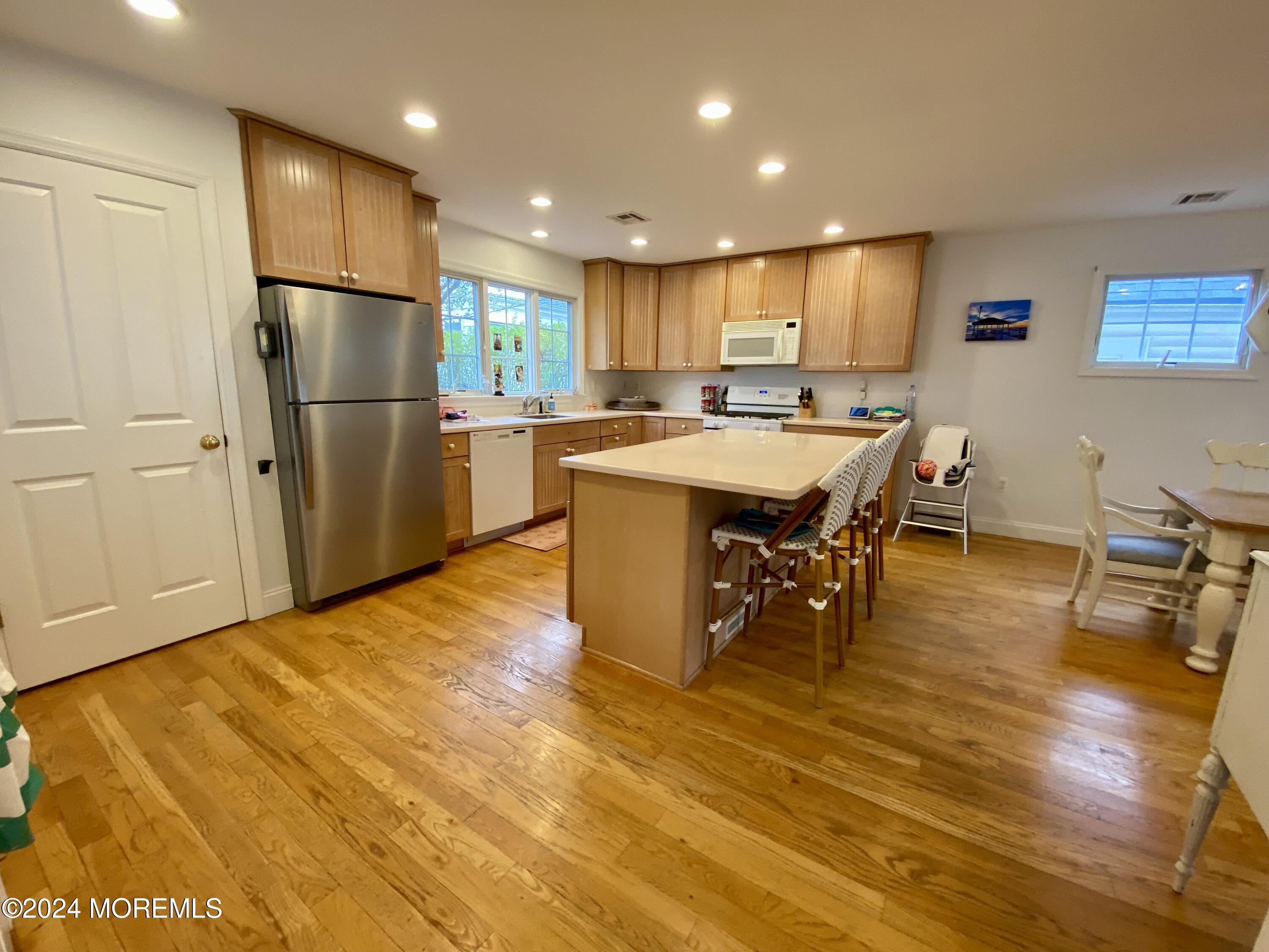 410 Sylvania Avenue Rear summer