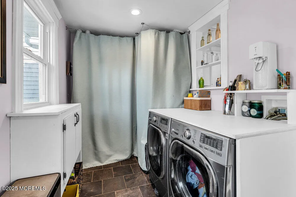 Belmar, New Jersey 07719, United States, 4 Bedrooms Bedrooms, ,2 BathroomsBathrooms,Residential,Active,120963