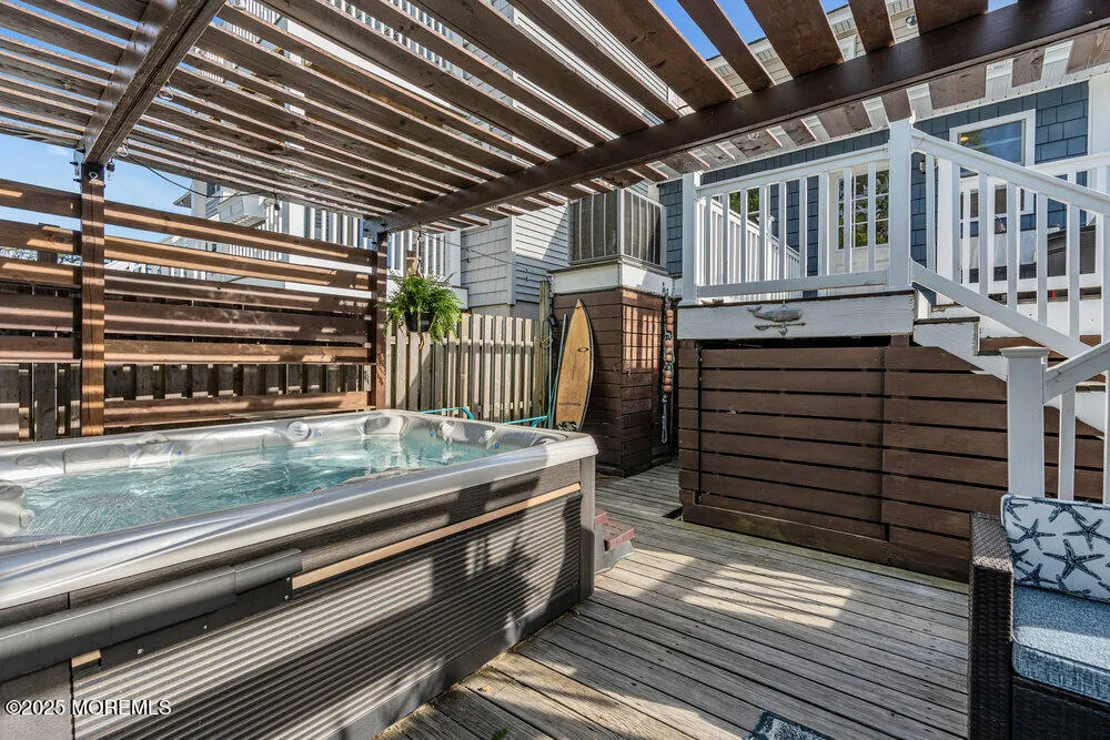 Belmar, New Jersey 07719, United States, 4 Bedrooms Bedrooms, ,2 BathroomsBathrooms,Residential,Active,120963