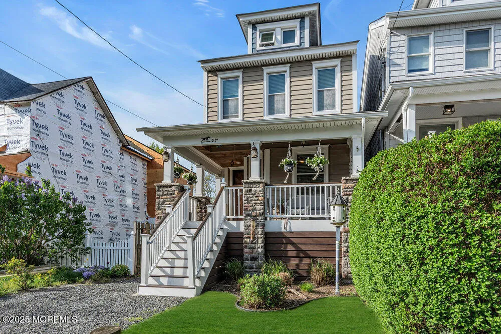 Belmar, New Jersey 07719, United States, 4 Bedrooms Bedrooms, ,2 BathroomsBathrooms,Residential,Active,120963