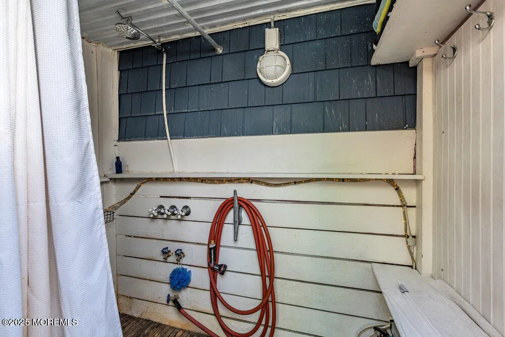 Belmar, New Jersey 07719, United States, 4 Bedrooms Bedrooms, ,2 BathroomsBathrooms,Residential,Active,120963