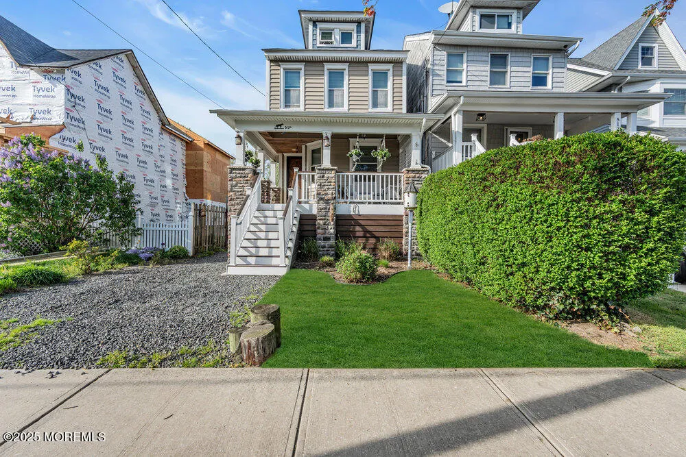 Belmar, New Jersey 07719, United States, 4 Bedrooms Bedrooms, ,2 BathroomsBathrooms,Residential,Active,120963