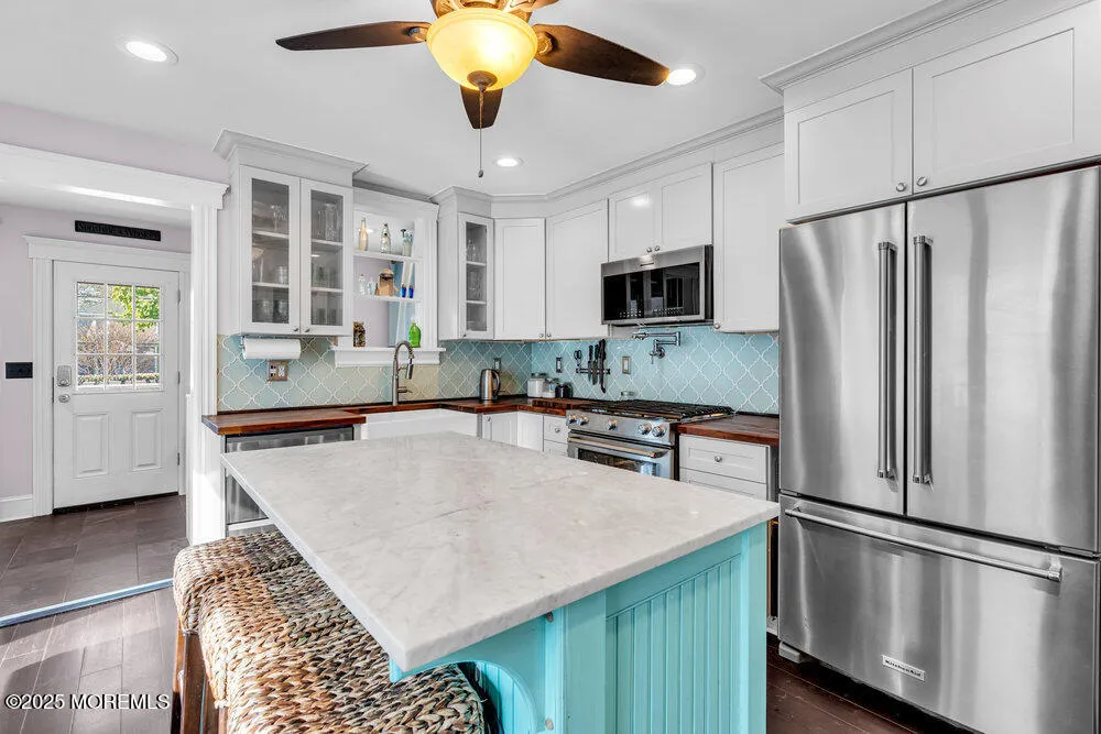 Belmar, New Jersey 07719, United States, 4 Bedrooms Bedrooms, ,2 BathroomsBathrooms,Residential,Active,120963