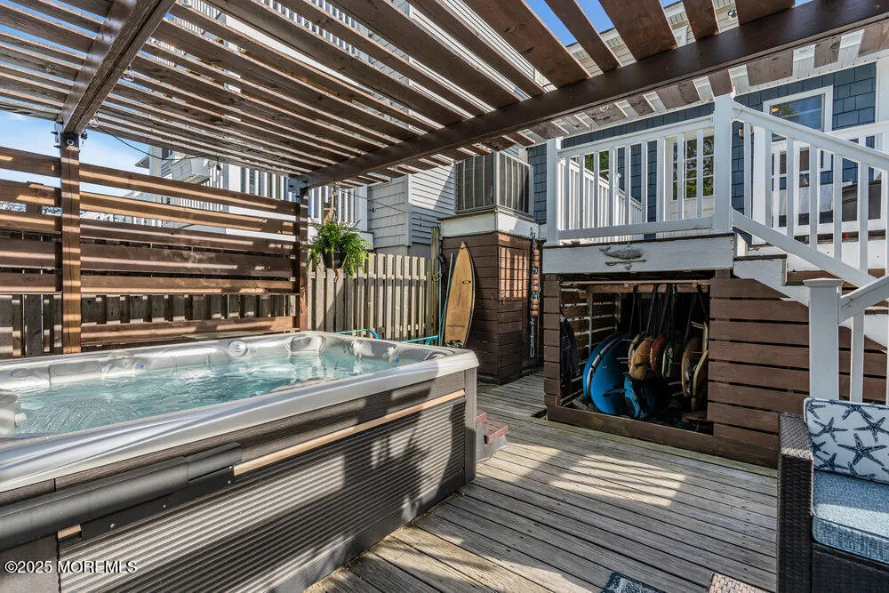 Belmar, New Jersey 07719, United States, 4 Bedrooms Bedrooms, ,2 BathroomsBathrooms,Residential,Active,120963