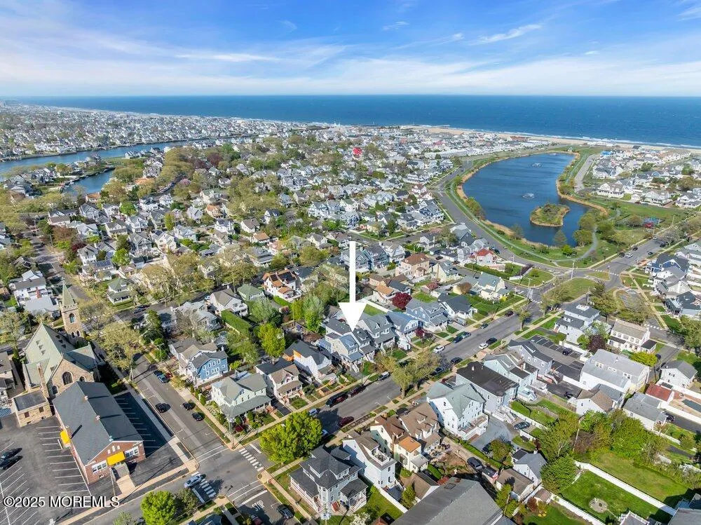 Belmar, New Jersey 07719, United States, 4 Bedrooms Bedrooms, ,2 BathroomsBathrooms,Residential,Active,120963