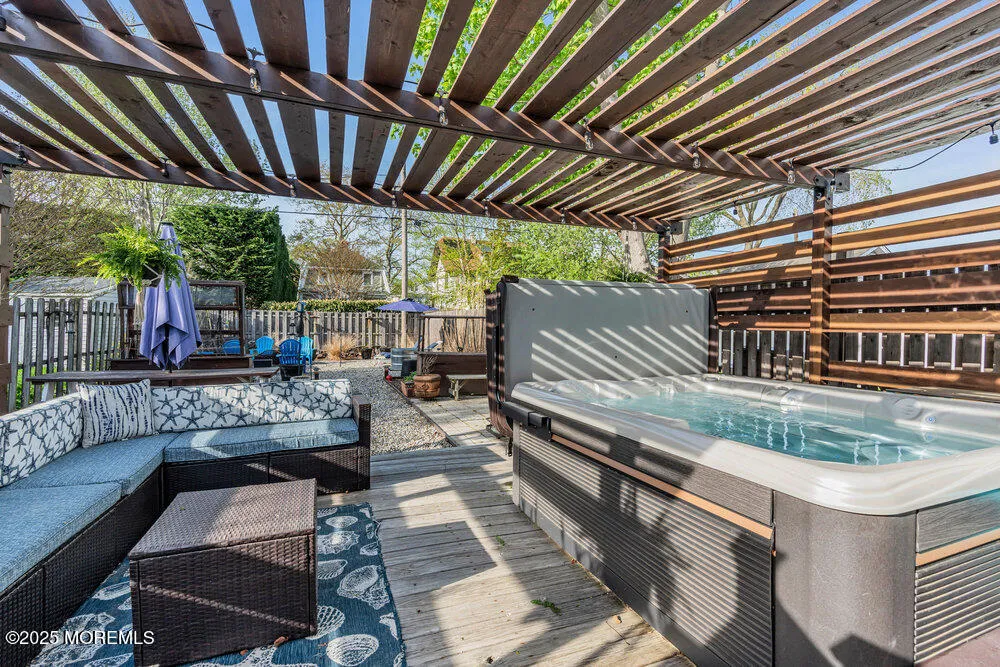 Belmar, New Jersey 07719, United States, 4 Bedrooms Bedrooms, ,2 BathroomsBathrooms,Residential,Active,120963