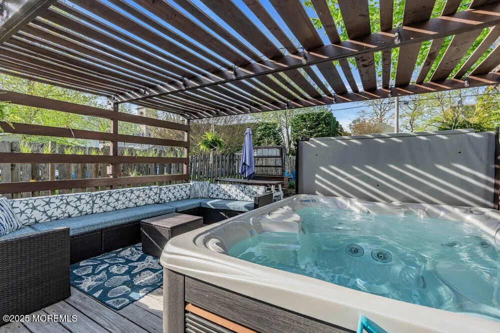 Belmar, New Jersey 07719, United States, 4 Bedrooms Bedrooms, ,2 BathroomsBathrooms,Residential,Active,120963