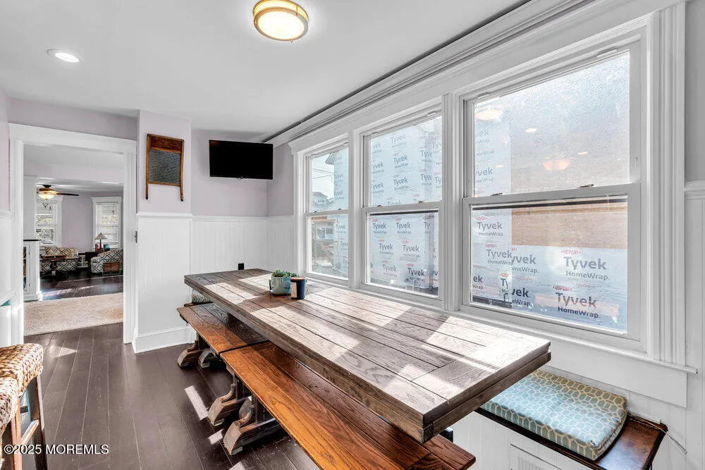 Belmar, New Jersey 07719, United States, 4 Bedrooms Bedrooms, ,2 BathroomsBathrooms,Residential,Active,120963