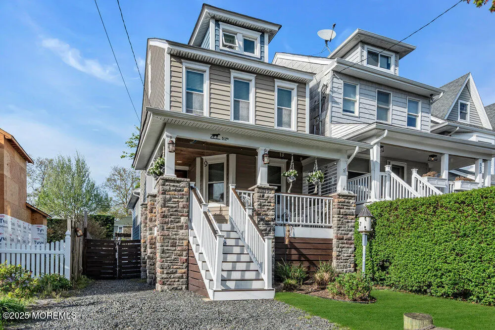 Belmar, New Jersey 07719, United States, 4 Bedrooms Bedrooms, ,2 BathroomsBathrooms,Residential,Active,120963