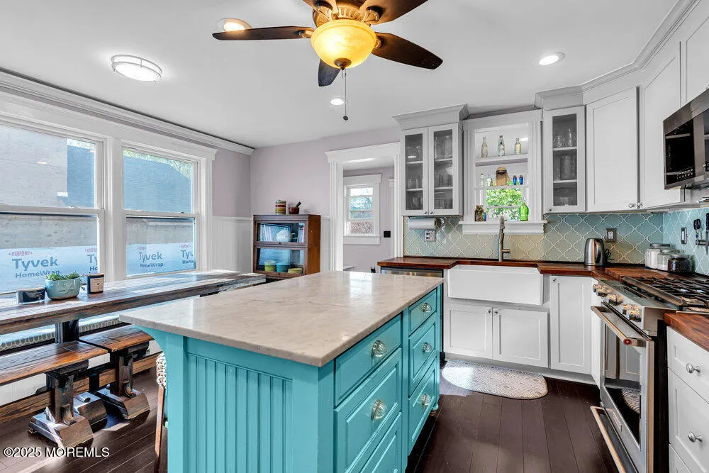 Belmar, New Jersey 07719, United States, 4 Bedrooms Bedrooms, ,2 BathroomsBathrooms,Residential,Active,120963