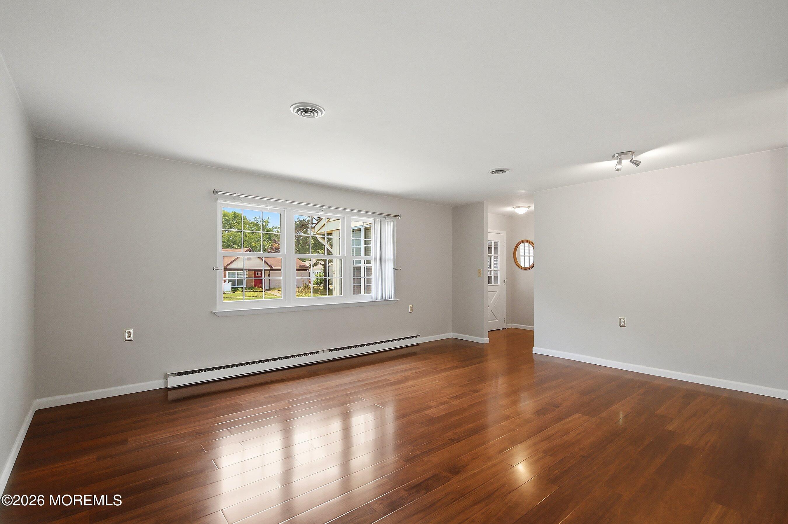 6 B Edinburgh Lane